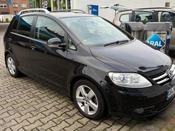 Schwarz Gebraucht 2008 VW Golf Plus Cross Van / Kleinbus | 8.200 € (Fairer Preis)