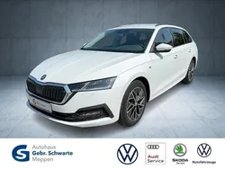 Weiß Gebraucht 2021 Skoda Octavia Ambition Kombi | 18.950 € (Fairer Preis)