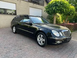 Schwarz Gebraucht 2007 Mercedes E200 Avantgarde Kombi | 6.950 €