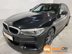 Black sapphire Gebraucht 2020 BMW 530 M Sport Kombi | 34.950 € (Guter Preis)