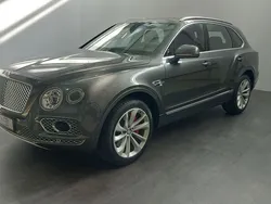 Grau Gebraucht 2019 Bentley Bentayga SUV | 105.000 € (Fairer Preis)