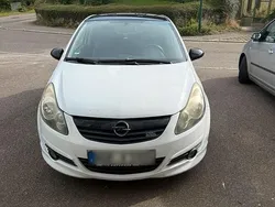 Weiß Gebraucht 2009 Opel Corsa OPC Kleinwagen | 2.000 € (Guter Preis)