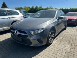 Grau Gebraucht 2019 Mercedes A180 Limousine | 16.990 € (Fairer Preis)