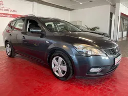 Piston grey Gebraucht 2011 Kia Ceed Sportswagon 2 Kombi | 5.900 €