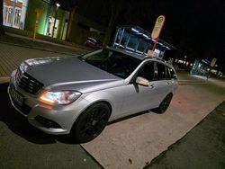 Silber Gebraucht 2013 Mercedes 190 Limousine | 10.000 €