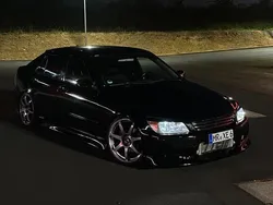 Schwarz Gebraucht 1999 Lexus IS200 Limousine | 8.399 €