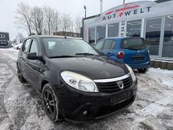 Schwarz Gebraucht 2009 Dacia Sandero Kleinwagen | 1.980 €