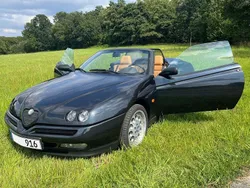 Schwarz Gebraucht 1998 Alfa Romeo Spider Cabrio | 5.950 € (Fairer Preis)