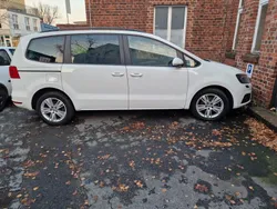 Weiß Gebraucht 2013 Seat Alhambra Van / Kleinbus | 11.500 € (Fairer Preis)