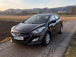 Schwarz Gebraucht 2012 Hyundai i30 Classic Kombi | 5.300 € (Fairer Preis)