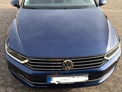Blau Gebraucht 2018 VW Passat Comfortline Kombi | 12.200 € (Fairer Preis)