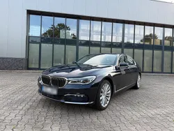 Blau Gebraucht 2016 BMW 740 Limousine | 31.000 € (Fairer Preis)