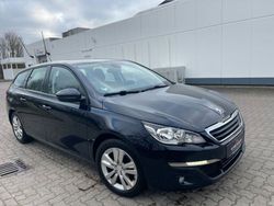 Blau Gebraucht 2014 Peugeot 308 Active Kombi | 6.700 € (Fairer Preis)