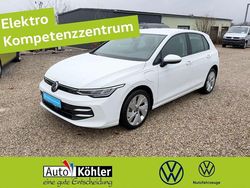 Pure white Gebraucht 2025 VW Golf Life Limousine | 34.170 €