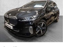 Schwarz Gebraucht 2022 BMW 218 Luxury Line Van / Kleinbus | 27.990 € (Etwas zu teuer)