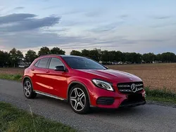 Rot Gebraucht 2016 Mercedes GLA250 AMG line SUV | 21.900 € (Fairer Preis)