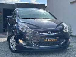 Schwarz Gebraucht 2011 Hyundai ix20 Van / Kleinbus | 8.490 € (Etwas zu teuer)