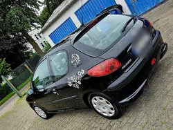 Schwarz Gebraucht 2009 Peugeot 206 Kleinwagen | 2.100 €