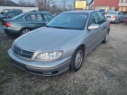 Grau Gebraucht 2002 Opel Omega Edition Limousine | 980 € (Superpreis)
