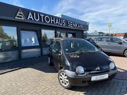 Schwarz Gebraucht 2001 Renault Twingo Kleinwagen | 1.490 € (Fairer Preis)