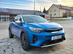 Blau Gebraucht 2020 Kia Stonic Vision SUV | 13.000 € (Fairer Preis)