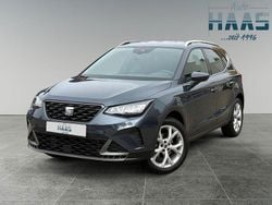 Grau Gebraucht 2024 Seat Arona FR SUV | 19.999 € (Fairer Preis)