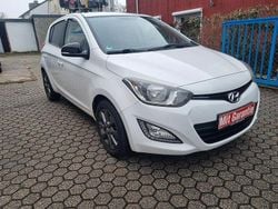 Weiß Gebraucht 2014 Hyundai i20 Edition Kleinwagen | 5.980 € (Guter Preis)