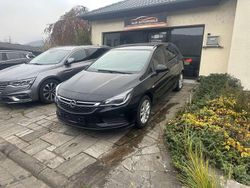 Black meet kettle Gebraucht 2018 Opel Astra Edition Kombi | 6.999 € (Guter Preis)
