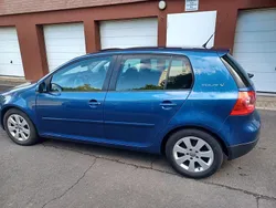 Blau Gebraucht 2007 VW Golf V Kleinwagen | 3.700 € (Fairer Preis)