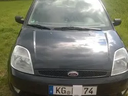 Schwarz metallic Gebraucht 2002 Ford Fiesta Kleinwagen | 1.480 € (Fairer Preis)