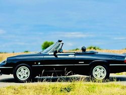 Schwarz Gebraucht 1989 Alfa Romeo Spider Cabrio | 18.800 €