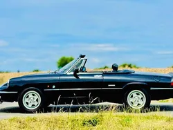 Schwarz Gebraucht 1989 Alfa Romeo Spider Cabrio | 16.800 €