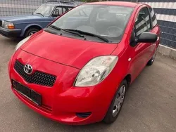 Rot Gebraucht 2008 Toyota Yaris Cool Kleinwagen | 4.495 € (Teuer)