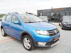 Blau Gebraucht 2013 Dacia Sandero Prestige Kleinwagen | 5.890 € (Fairer Preis)