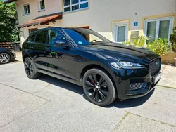 Schwarz Gebraucht 2016 Jaguar F-Pace S SUV | 24.000 €