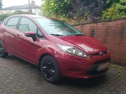 Rot Gebraucht 2009 Ford Fiesta Kleinwagen | 2.390 € (Guter Preis)
