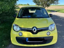 Gelb Gebraucht 2015 Renault Twingo Kleinwagen | 4.800 €