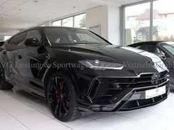 Nero helene Gebraucht 2023 Lamborghini Urus SUV | 288.800 €