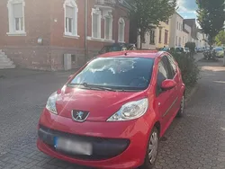 Rot Gebraucht 2006 Peugeot 107 Kleinwagen | 2.500 € (Teuer)