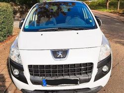Weiß Gebraucht 2013 Peugeot 3008 Limousine | 2.500 € (Guter Preis)