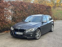 Grau Gebraucht 2016 BMW 320 M Sport Kombi | 18.450 € (Fairer Preis)
