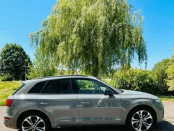 Grau Gebraucht 2022 Audi SQ5 Sport SUV | 57.500 € (Teuer)