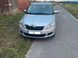 Silber Gebraucht 2011 Skoda Fabia Active Kombi | 2.900 € (Fairer Preis)