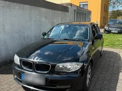 Schwarz Gebraucht 2011 BMW 116 Kleinwagen | 1.500 € (Fairer Preis)