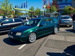 Grün Gebraucht 1999 VW Bora Trendline Limousine | 1.999 € (Fairer Preis)