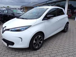 Arktisweiß Gebraucht 2018 Renault Zoe Intens Kleinwagen | 7.990 €