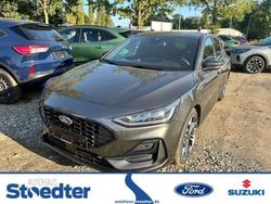 Magneticgrau (metallic) Gebraucht 2024 Ford Focus ST-Line X Limousine | 32.190 € (Teuer)