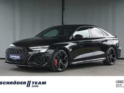 Schwarz Gebraucht 2023 Audi RS3 Ambiente Kleinwagen | 69.980 € (Teuer)