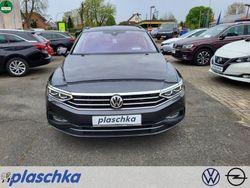 Grau Gebraucht 2019 VW Passat Business Kombi | 16.960 € (Fairer Preis)