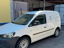 Weiß Gebraucht 2011 VW Caddy Comfortline Van / Kleinbus | 7.999 € (Fairer Preis)